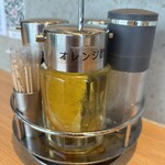 鶏白湯そば 鶏すけ - ｶｳﾝﾀｰ調味料②