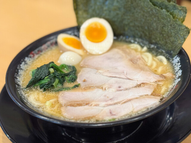 Yokohama Iekei Ramen Yuurakuya Imaike Hirokoji Dori Ten
