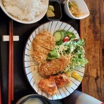 れすとらん12番地 - 12番地B定食(小ロースカツ、自家製コロッケ、唐揚げ)