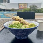 元祖セルフうどんの店 竹清 - 天ぷら、薬味など全てイン