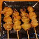 炭火焼とりもつ焼き 鶏冠 - 