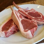 アサヒビール園 白石 はまなす館 - ラムチョップ 1本900円 2本セット1700円