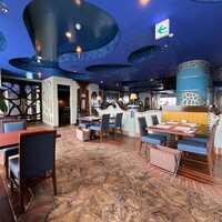 アーティスト カフェ - まさにアーティスティック