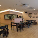 CAFE De Mur Blanc - 2025年の｢内観｣