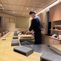 鮨 無垢/鮨 白銀 - 