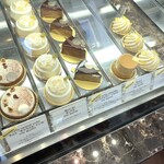 アヴランシュ・ゲネー - 