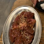 焼肉大衆酒場 真 肉焼屋 - 