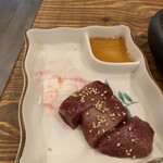 焼肉大衆酒場 真 肉焼屋 - 