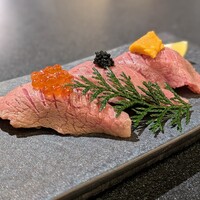 和牛肉寿司三貫盛り