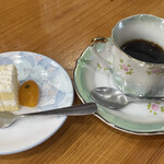 季節料理 すずしろ - 食後はプチデザートとコーヒー付きます。