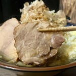 ラーメン専門 宮の森 - 豚