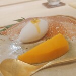 赤坂おぎ乃 - 宮崎マンゴー/ココナッツシャーベット