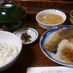 Gohanya - 魚定食
