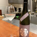 Libertemps - □日本酒　桜吹雪　大吟醸　広島
      香りが華やかで飲みやすい。