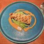 Libertemps - ○魚料理　赤甘鯛とじゃがいものエカイエ
      トマトを効かせたビスクソース。
      ジャガイモを魚のウロコの様にシェフが一枚ずつ貼ったそうです。