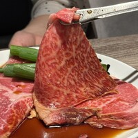 焼肉&手打ち冷麺 二郎 KANAYAMA - 名物焼きすき