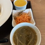 CHINESE DINING 瑞 - 中華スープ・人参小鉢・ミルクプリン