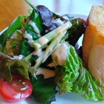 Cafe N225 - ガーリックトーストとサラダ