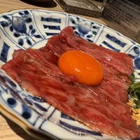 八面六秘 - サーロインユッケ