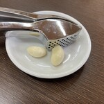 ぶたまるき - 生搾りニンニク♡   無料、凄い！