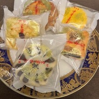 華正樓 新館 - 半分食べてしまいました