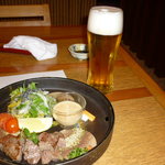 Seto - 牛肉のひとくちステーキと生ビール中