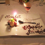 金蔦 - 同僚さんのお誕生日のお祝いで利用した時のバースデープレートです。