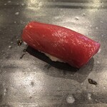 小判寿司 - マグロ(赤身)