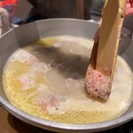 丸鶏料理と濃厚水炊き鍋 鳥肌 - 