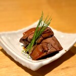 丸鶏料理と濃厚水炊き鍋 鳥肌 - とろける白レバー