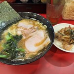 ラーメン 杉田家 千葉駅前店 - 