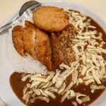 カレー専門店 横浜 - フィッシュカレー+クリコロ&チーズ♪