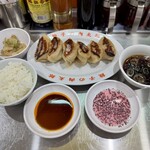 餃子の肉太郎 - 餃子定食（950円）