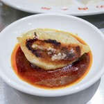 餃子の肉太郎 - 黒酢＋醤油＋辣油
