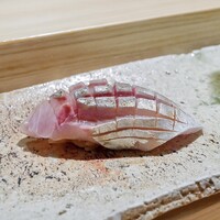 匠 進吾 - あじ