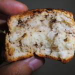 お茶とお菓子まやんち - レーズン入り・断面