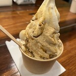 焼き芋とソフトクリームの店 はちや - 料理写真: