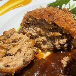 レストラン 中台 - 牛肉たっぷりのメンチカツ