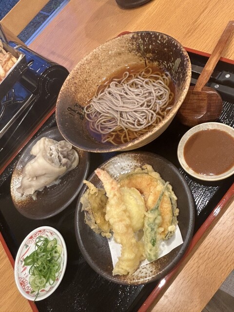 小鍋　犬山　三つ足　蓋物　一人鍋　訳あり　ニュウ　銘あり 土楽窯」へ一生モノの土鍋を求めて 一流料亭にも愛され続けて40