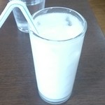 大阪ハラールレストラン - ラッシー、店主さんからのサービス