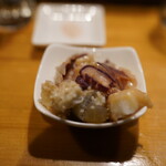 宝寿司分店 - 蛸と烏賊の漬け