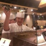 Tsukiji Gin I Kkan - 貝類は注文を受けてからあけます