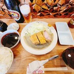 厚切りレアとんかつ やまとん - 