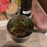 エキトンの店 井の庄  - 辛ニラ