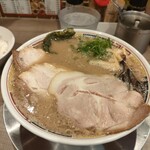 エキトンの店 井の庄  - エキトン¥950＋チャーシュー¥500　バードアイアングル