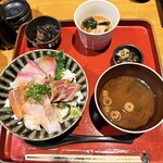淀屋橋　うおじ - 海鮮丼