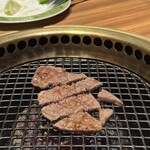 中目黒焼肉 登牛門 - 