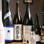 炭火焼き らくざ - 日本酒各種　メニュー外の隠し酒もあります！