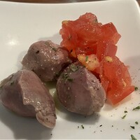 創作イタリアンちゃぶっとりあ - お通しは砂肝とトマト