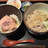 板前心 菊うら - 梅とろろのせ海鮮丼と豚しゃぶゴマだれ冷うどん